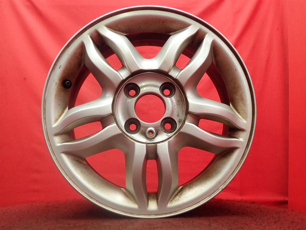 ルノー ルーテシア 純正 5スポーク 15インチ | 中古タイヤ・ホイール
