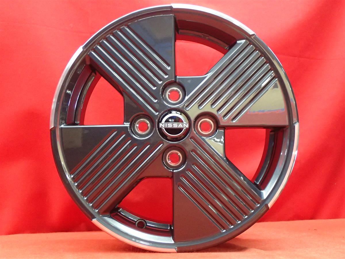Volvo OEM 17