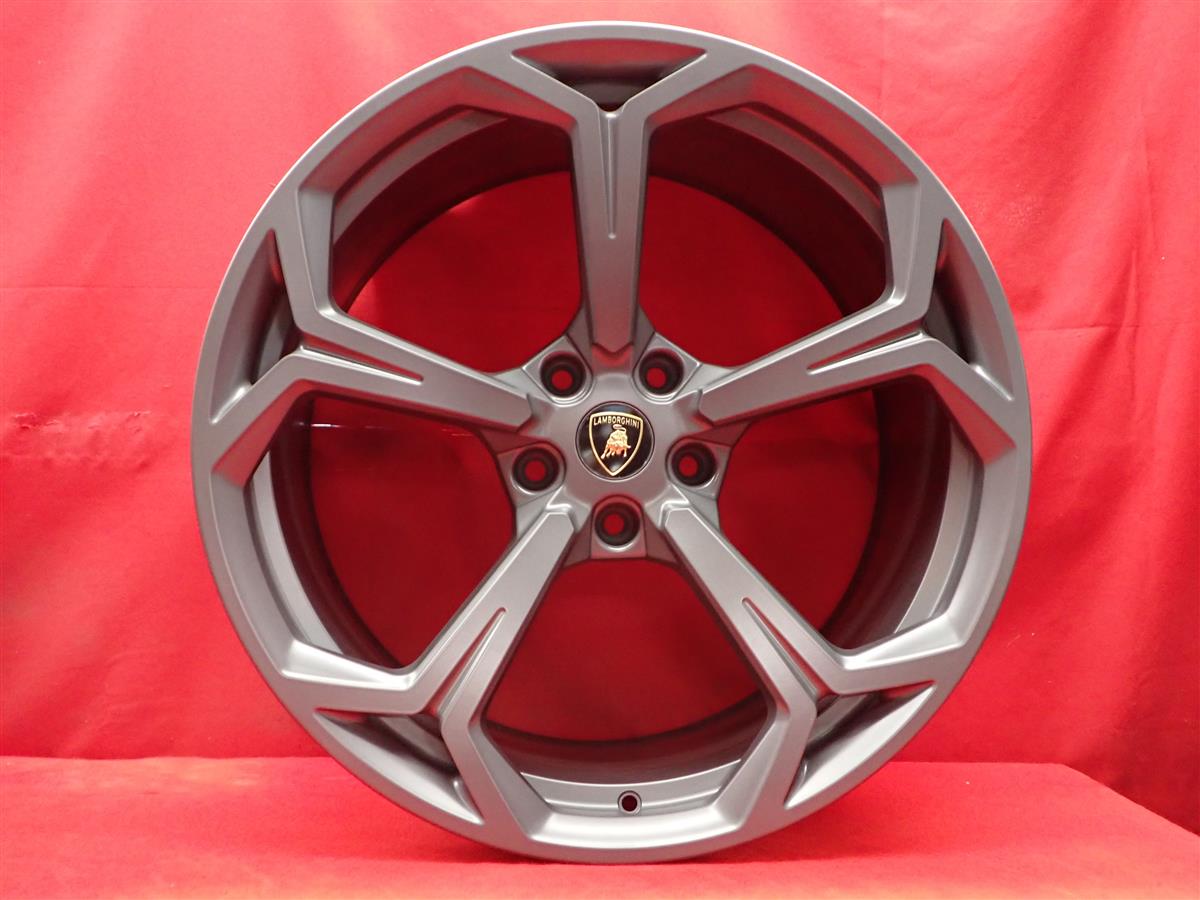ランボルギーニ ウルス 純正 オプション 22インチ | 中古タイヤ
