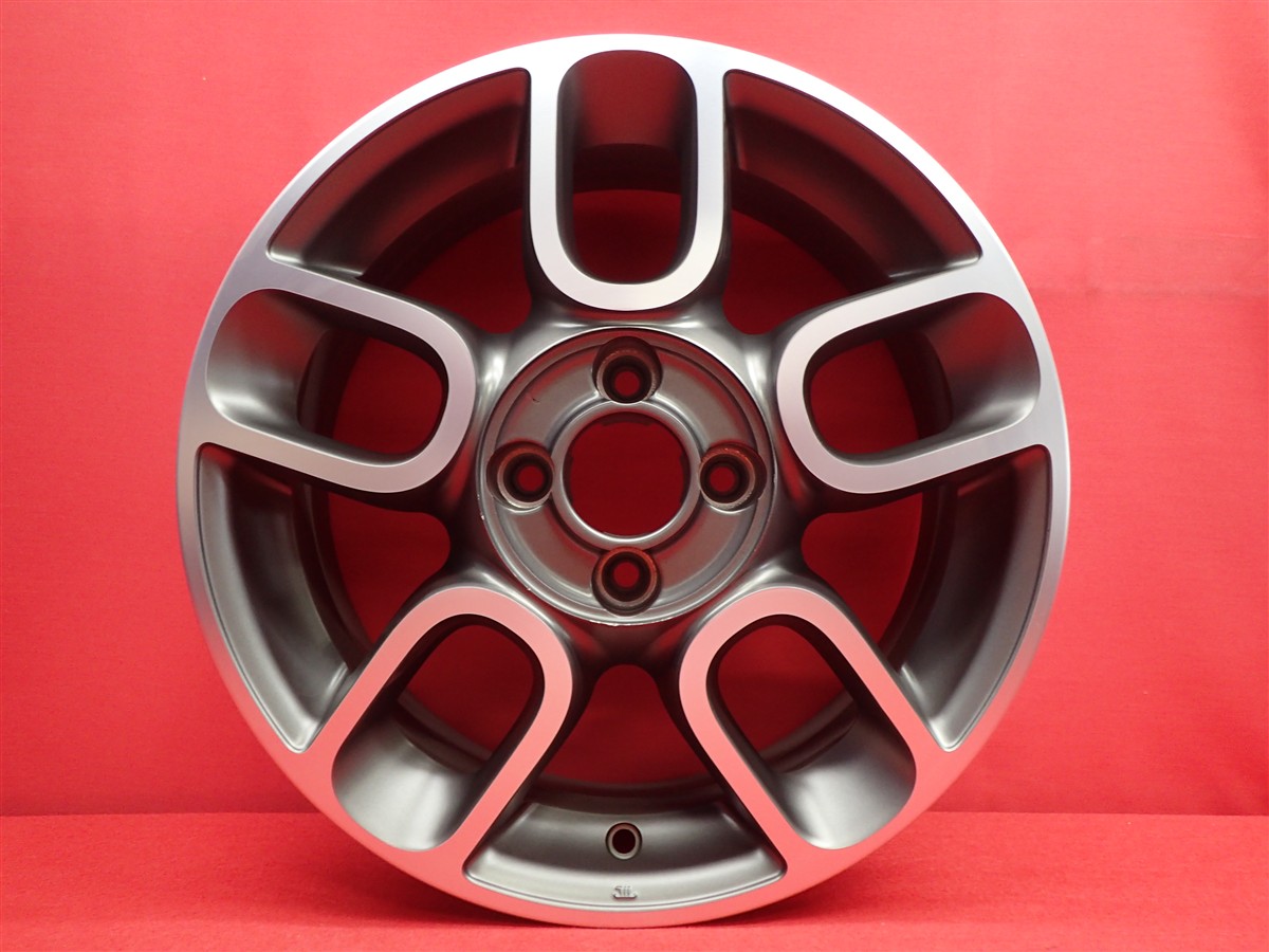 フィアット 500 キットホイール SPORT | 中古タイヤ・ホイール専門店