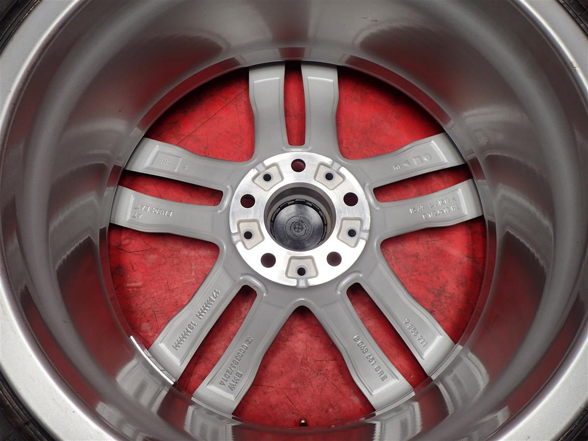 BMW 3 / 4シリーズ F30 F32 純正 ダブルスポークスタイリング BMW 3 / 4シリーズ F30 F32 純正 ダブルスポークスタイリング