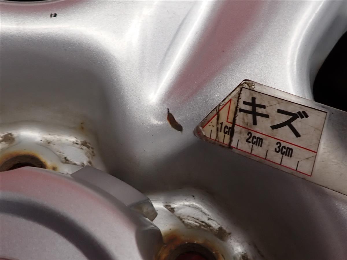 ハイラックス サーフ(215系)純正スチール〈センターハブキャップ