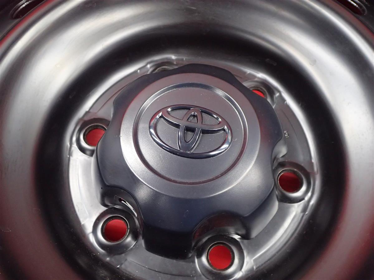 ハイラックス (GUN125)純正スチール(センターハブキャップ付) | 中古