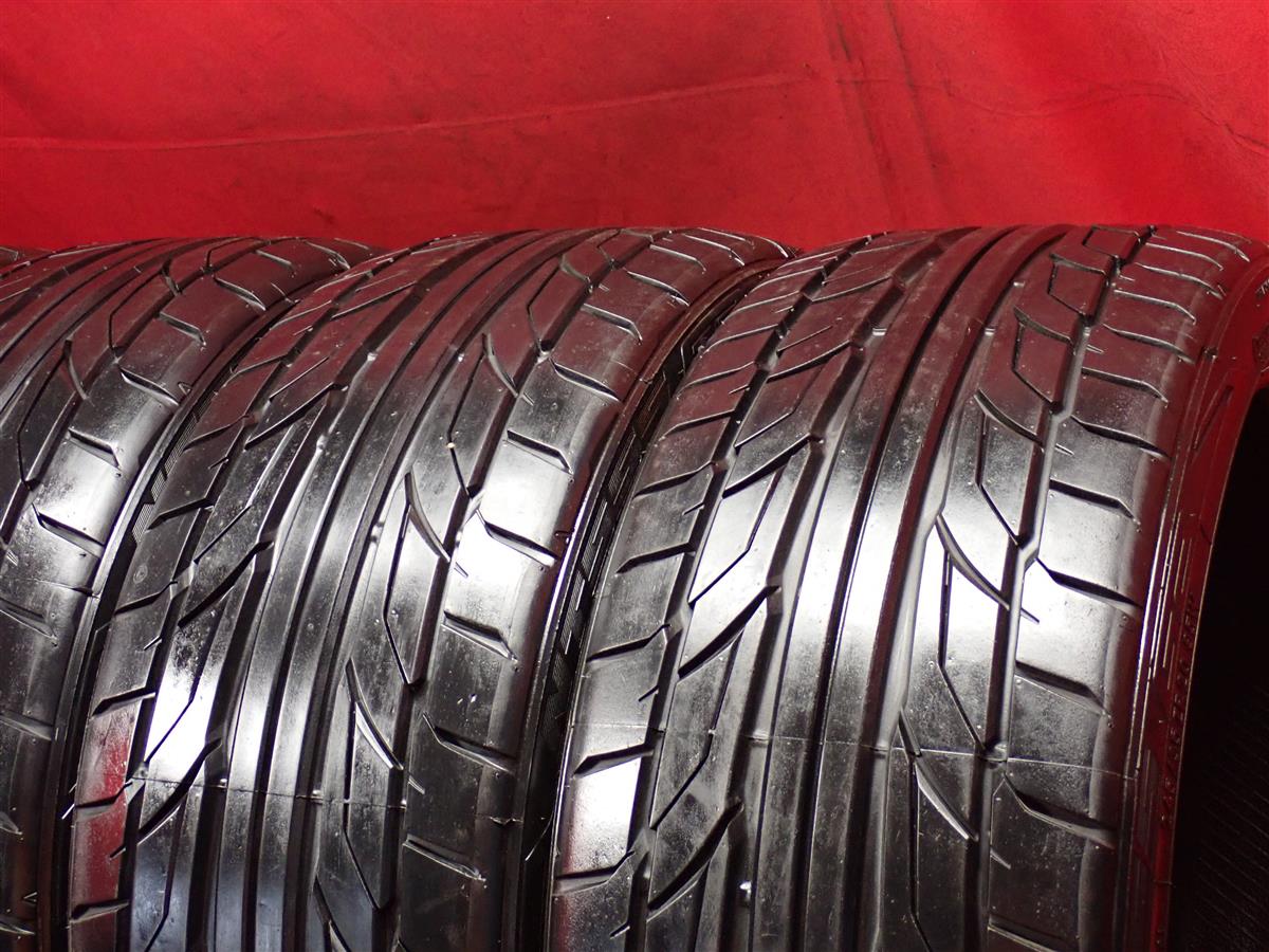 L-5206 中古タイヤ NITTO NT555 Extreme ZR 225/35R20 90W (2本